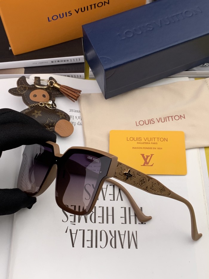 Sunglasses Louis Vuitton L0781