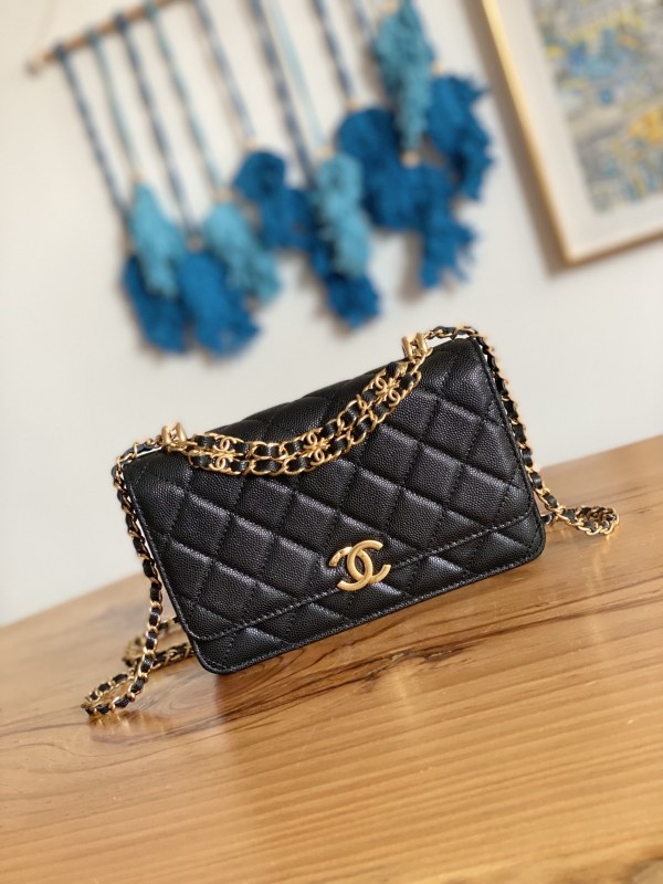 Handbag Chanel 81244 size 19 cm