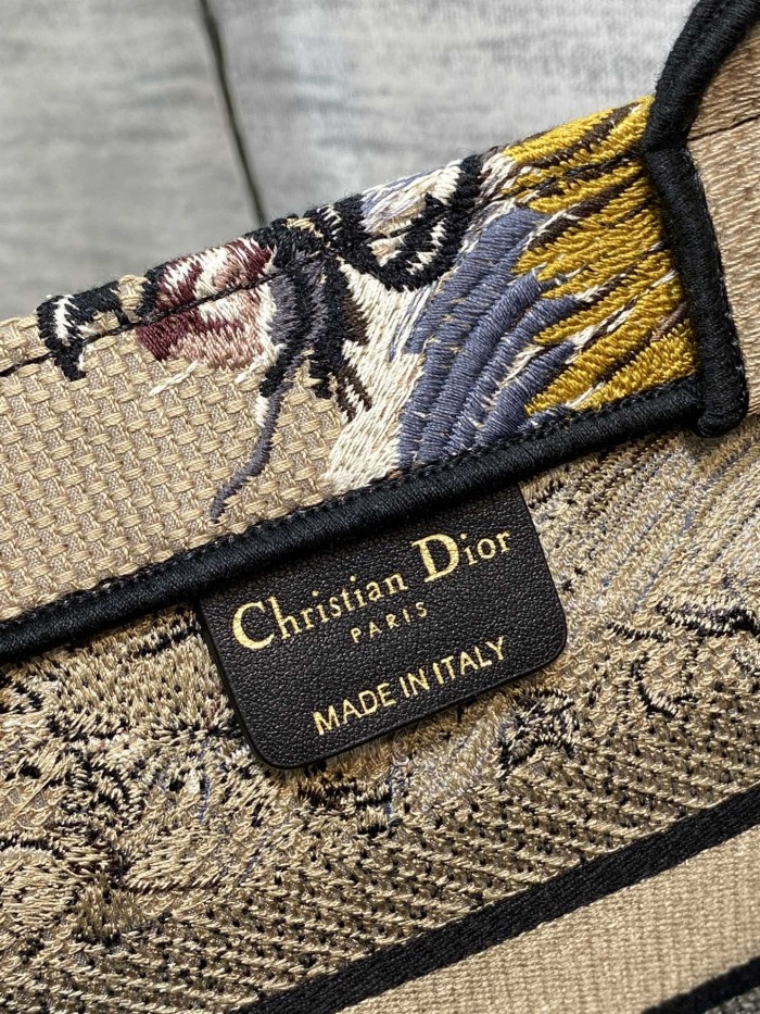 Handbag Dior size 26*8*22 cm