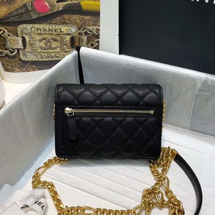 Handbag Chanel 81155 size 15.5 10 4.5 cm