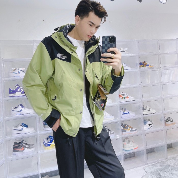 Clothes The North face 3