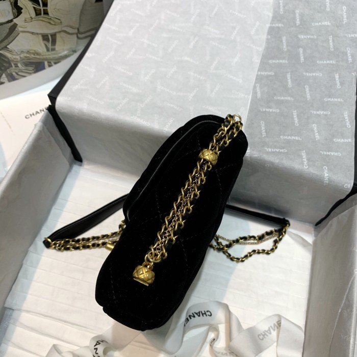 Handbag Chanel AS2588 size 19 16 4 cm