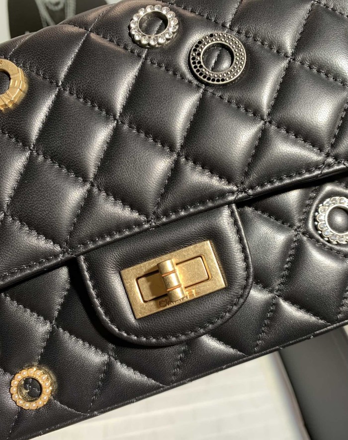 Handbag Chanel size 25 cm