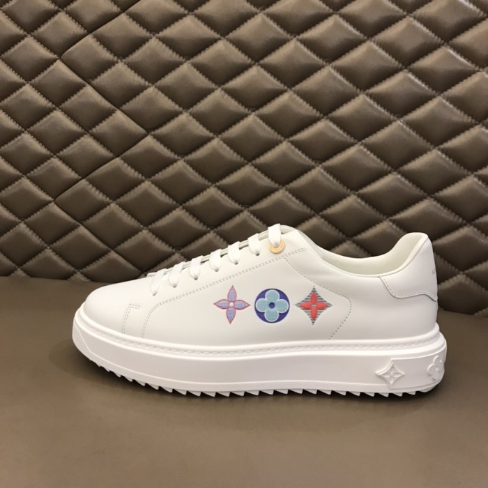 Louis Vuitton Low Top sneaker 47