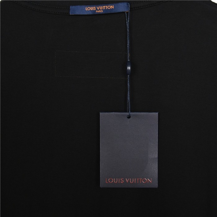 Clothes Louis Vuitton 197