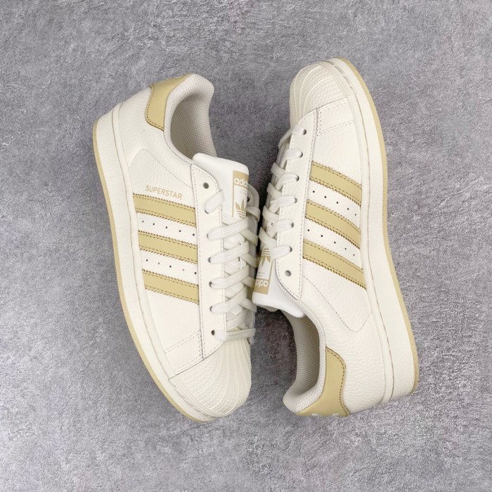 adidas Superstar Beige