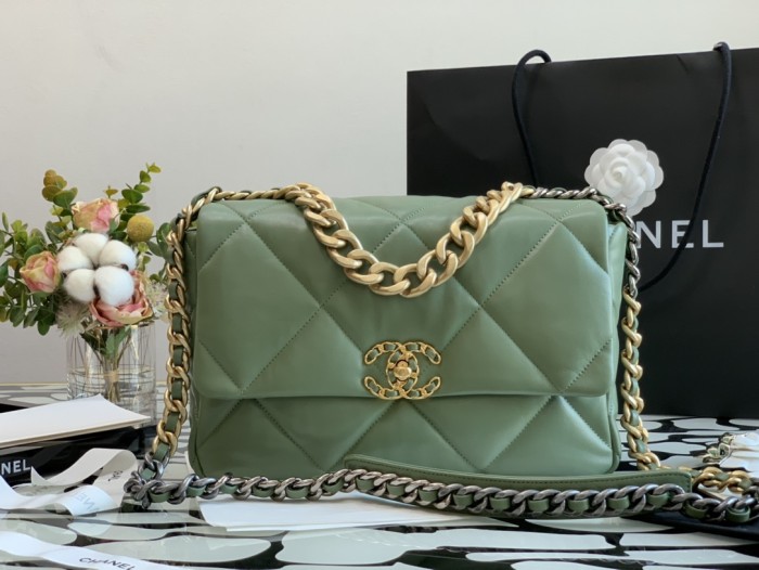 Handbag Chanel size 30 cm