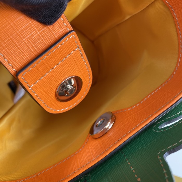 Handbag Gucci 580850 size 19*17*11 cm