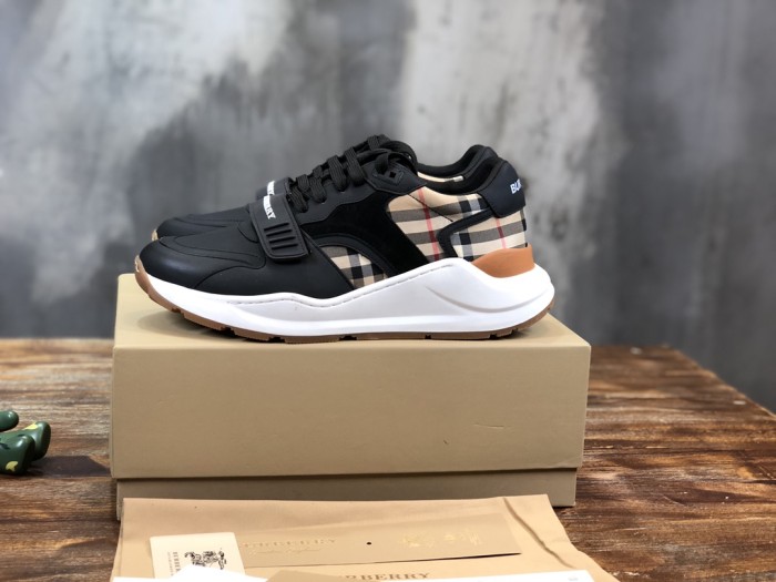 Burberry Vintage Sneaker 8