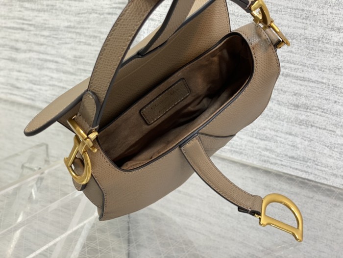 Handbag Dior size 19.5 cm