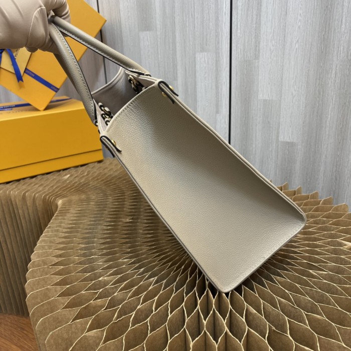 Handbag Louis Vuitton 45495 size 34x26x13 cm