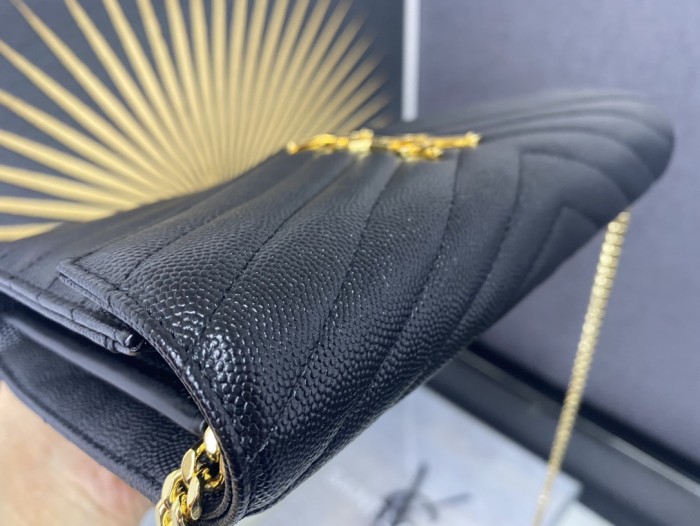 Handbags SAINT LAURENT 377828 size 22.5x14x4 cm