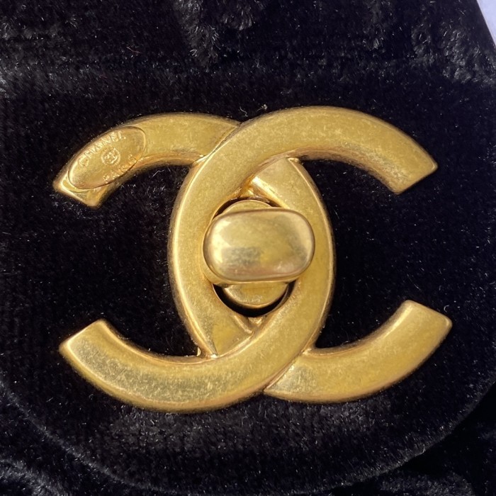 Handbag Chanel AS2619 size 14X19X8 cm