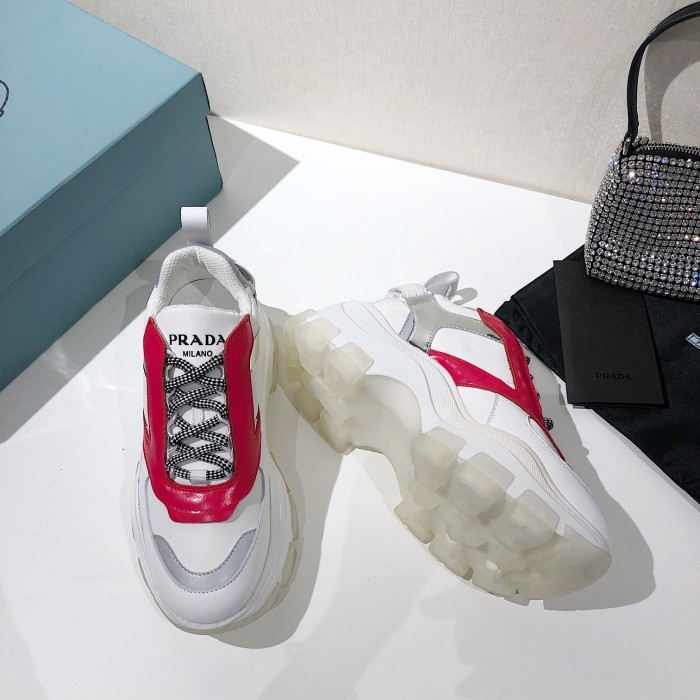 Prada Low Top sneaker 49