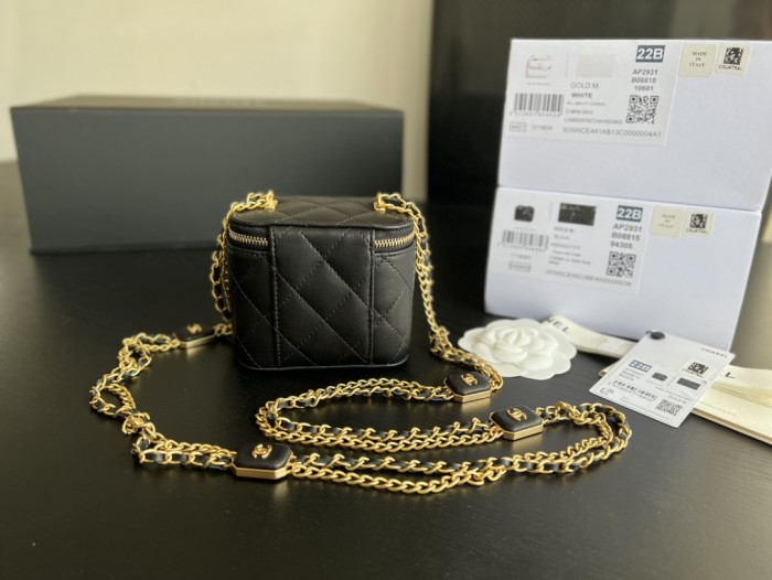 Handbag Chanel 2931 size 8.5cmx11cmx7 cm