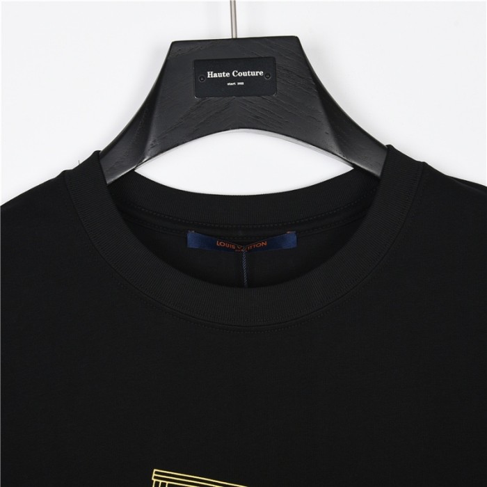 Clothes Louis Vuitton 127