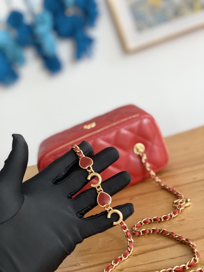 Handbag Chanel 81226 size 16.5 cm