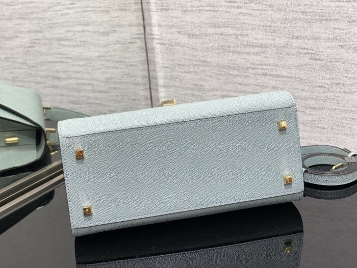 Handbag VALEXTRA size 𝟐𝟔*𝟐𝟎*𝟏𝟐 𝐂𝐦