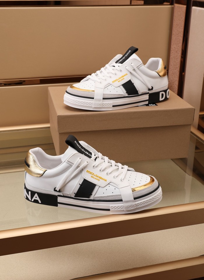 Dolce & Gabbana Low Tops Sneakers 24