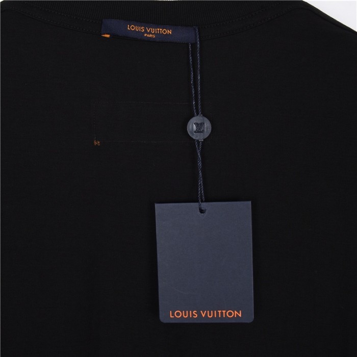 Clothes Louis Vuitton 452