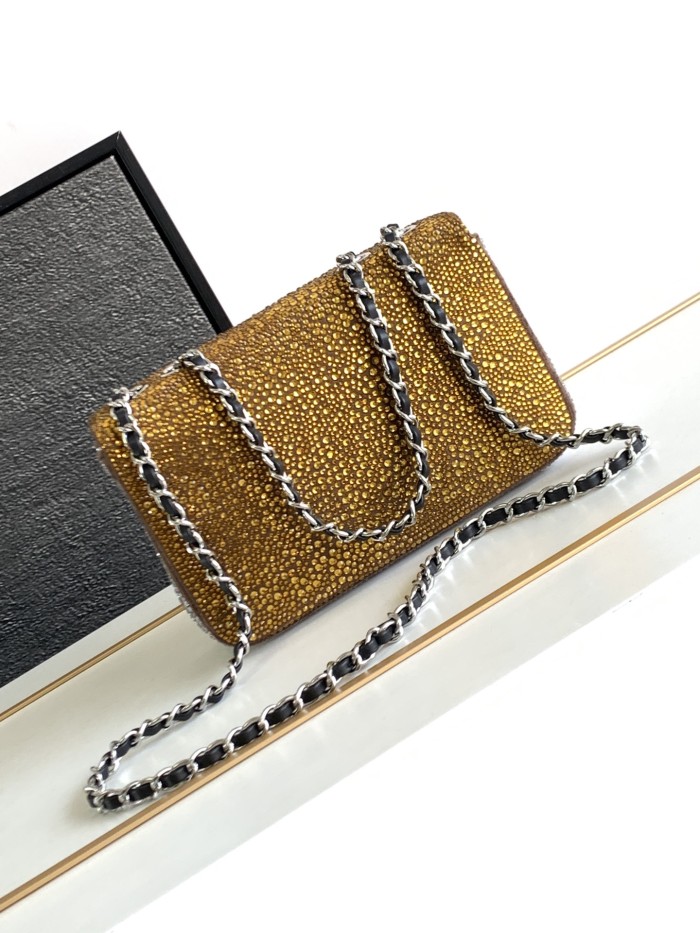 Handbag Chanel size 20 cm