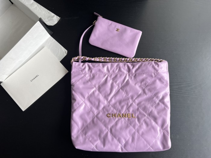 Handbag Chanel size 39cmx42cmx8 cm
