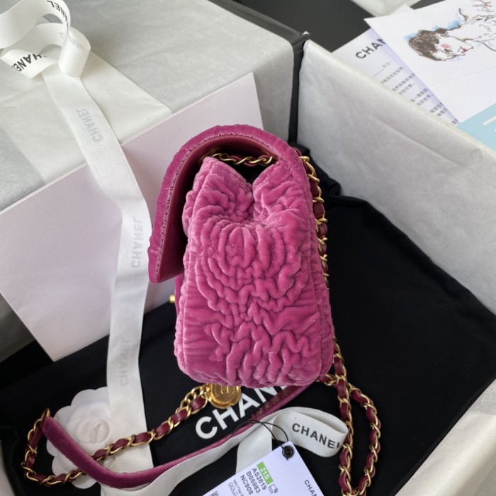 Handbag Chanel AS2619 size 14X19X8 cm