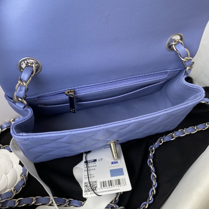 Handbag Chanel size 20 cm