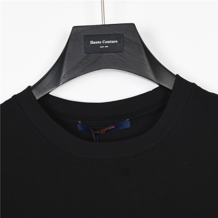 Clothes Louis Vuitton 111