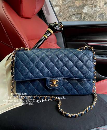 Handbag Chanel A01112 size 25.5*15.5*6.5 cm