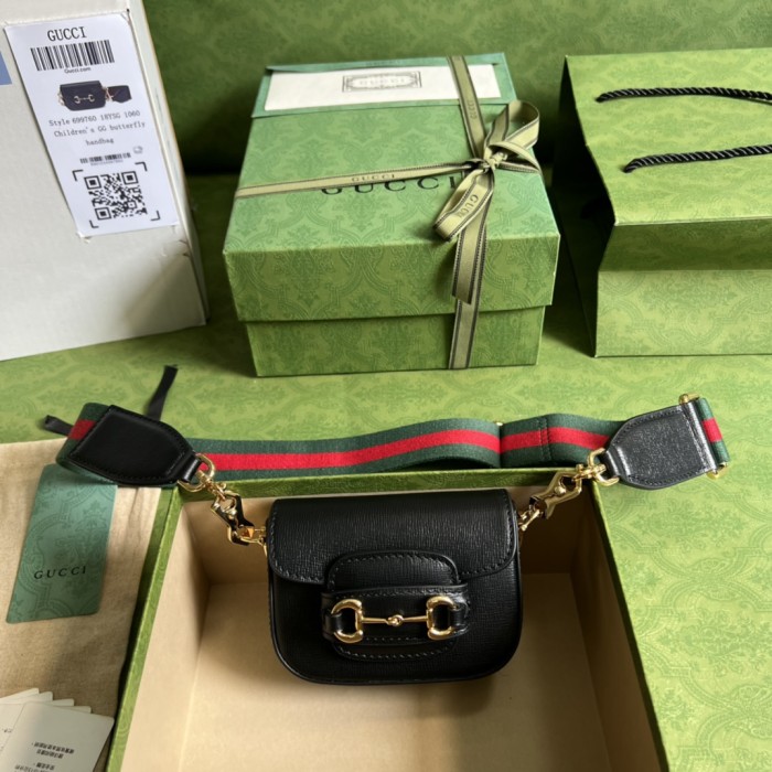 Handbag Gucci 699760 size 12*9*4 cm