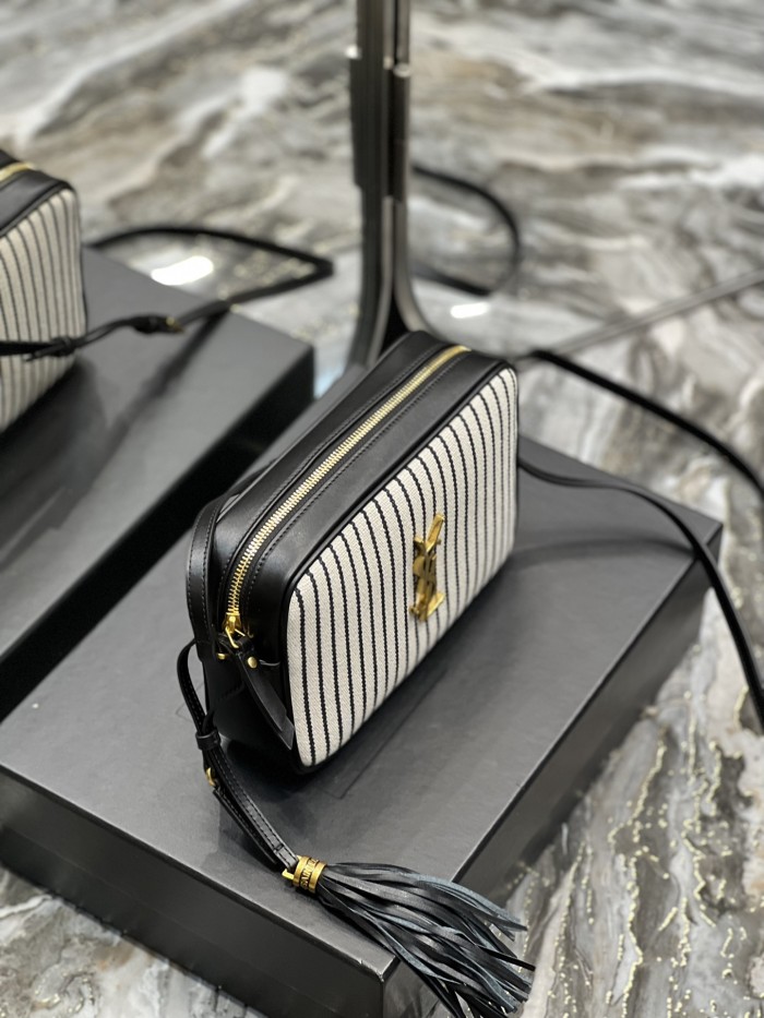 Handbags SAINT LAURENT 520534 size 23x16x6 cm