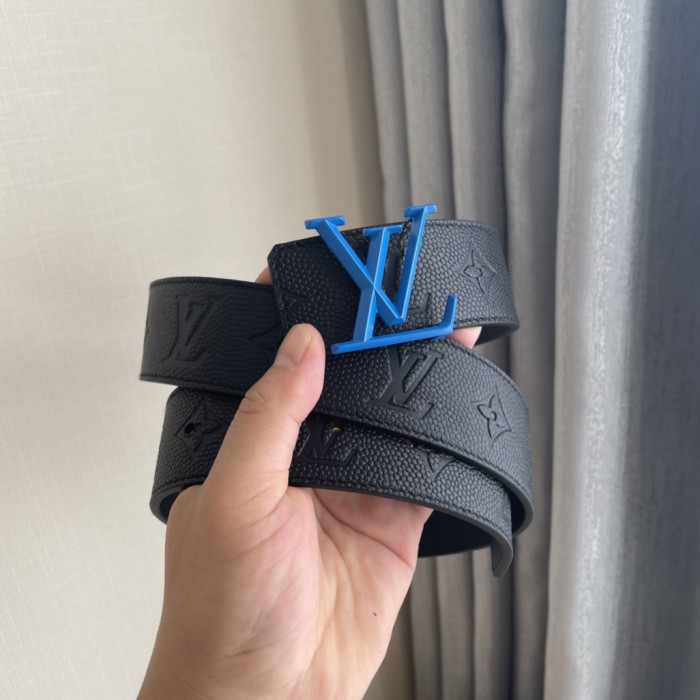 Louis Vuitton Belt 7 (width 4cm)