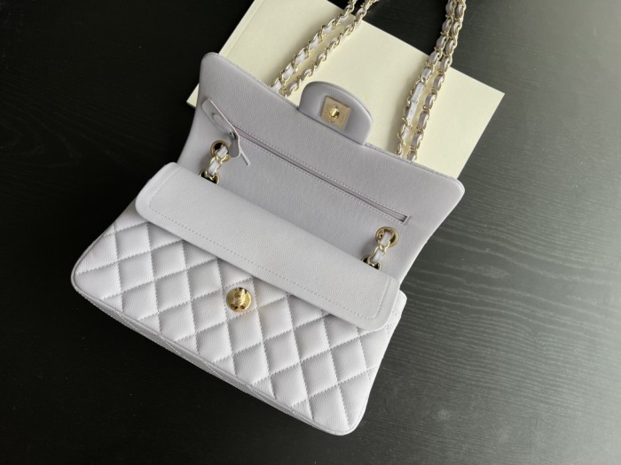 Handbag Chanel size 23 cm