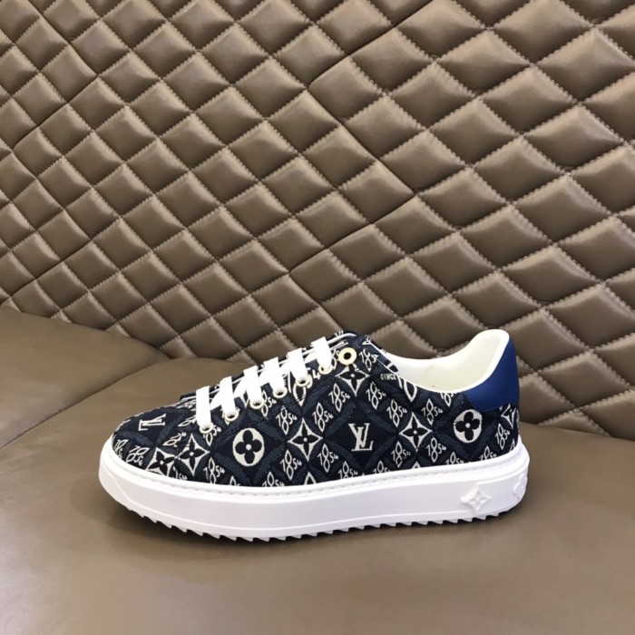 Louis Vuitton Low Top sneaker 42