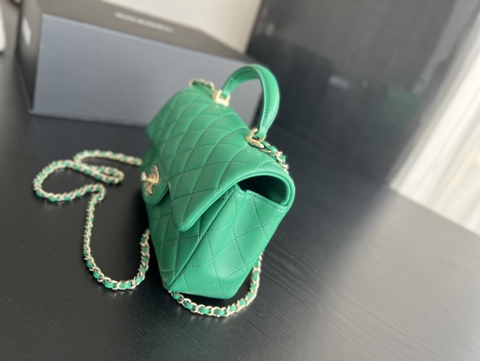 Handbag Chanel AS2431 size 20cmx13cmx9 cm