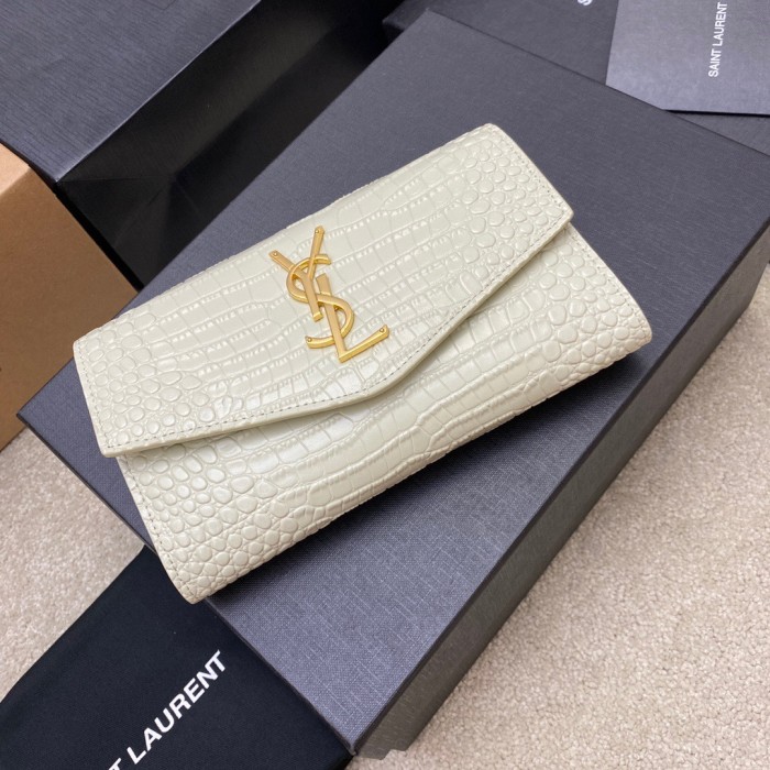 Handbags SAINT LAURENT 607788 size 19x12x4 cm