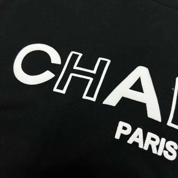 Clothes CHANEL 1