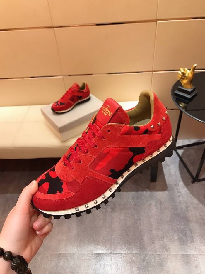 Valentino Garavani Rockrunner camouflage-print sneakers 18