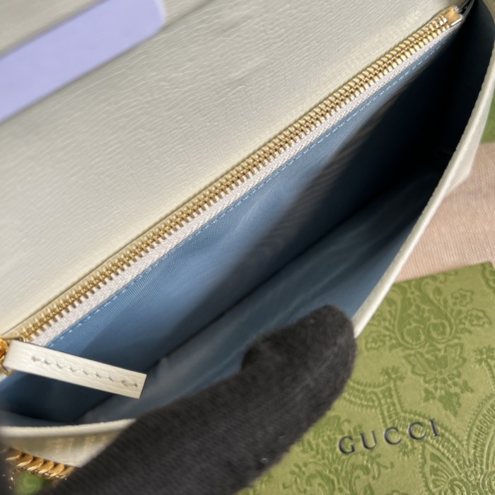 Handbag Gucci 621892 size 19*10*4 cm