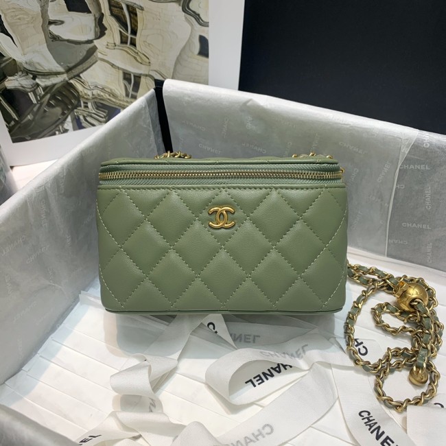Handbag Chanel 81138 size 16 9.5 8 cm