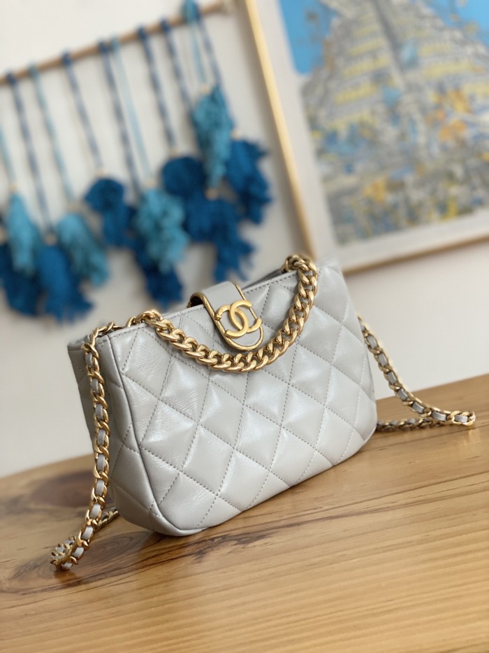 Handbag Chanel 3476 size 17*23*7* cm