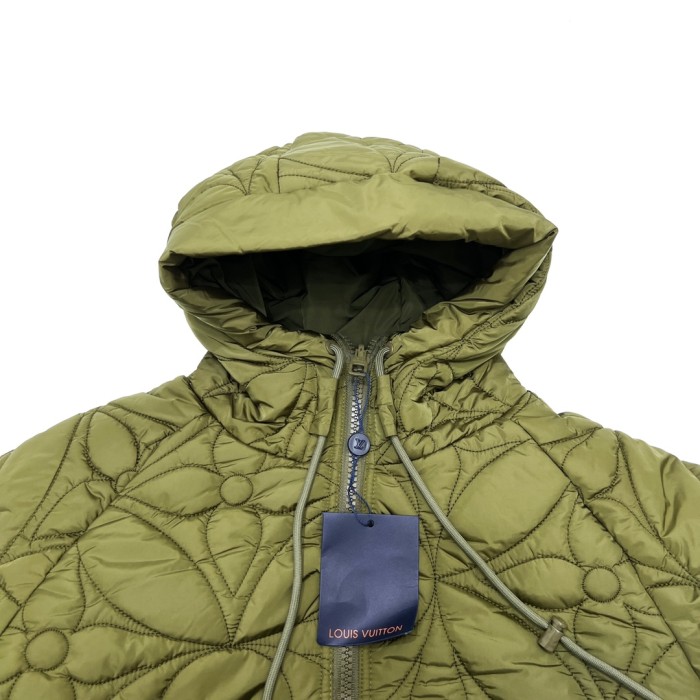 Clothes Louis Vuitton 107