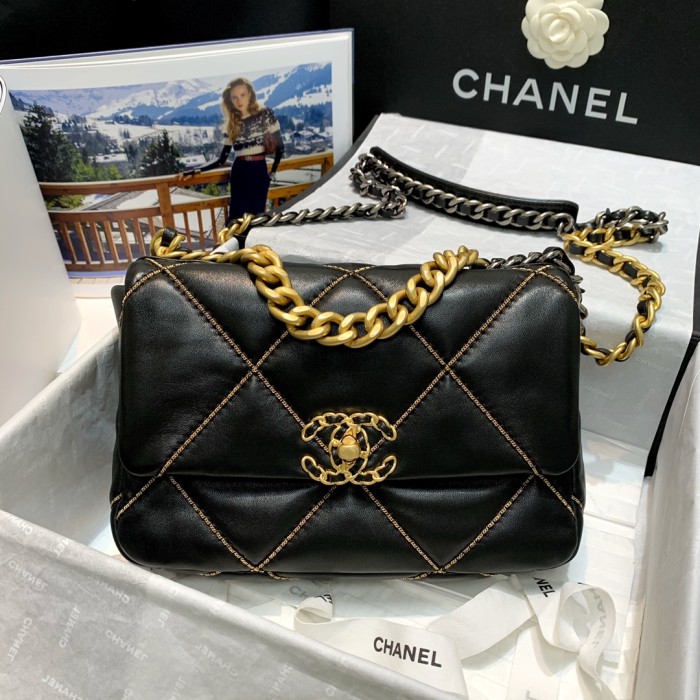 Handbag Chanel 6160 size 26 cm