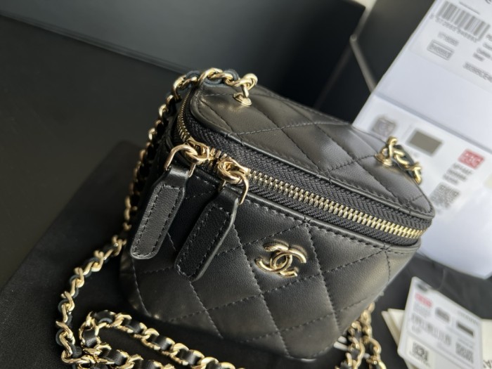 Handbag Chanel A1447 size 8.5cmx11cmx7 cm