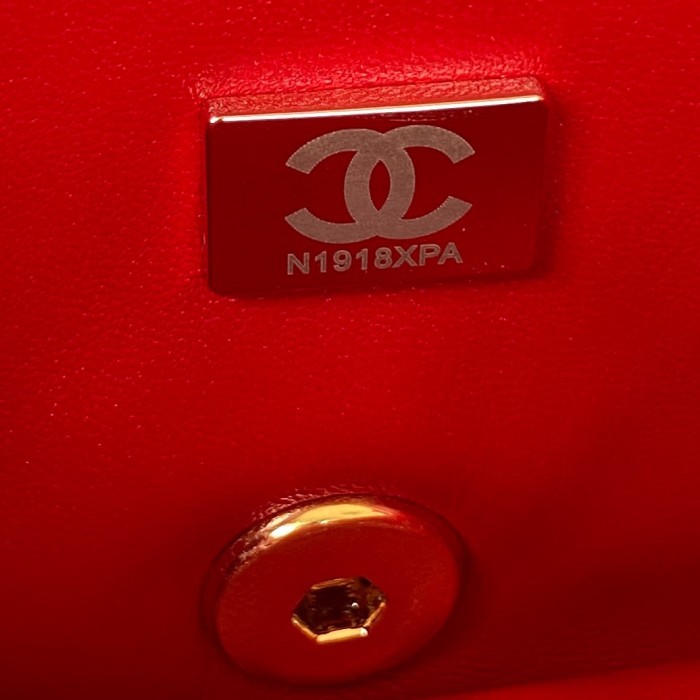 Handbag Chanel AS3365 size 17X8.5X11.5 Cm