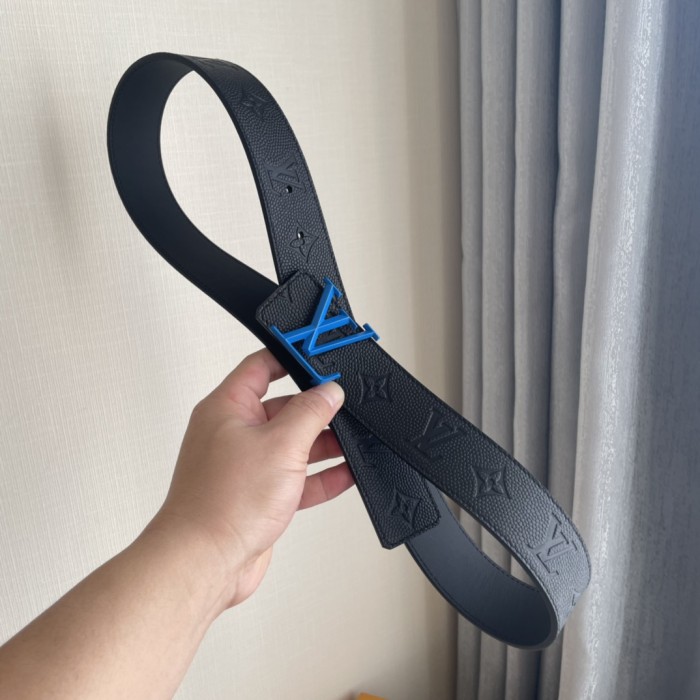 Louis Vuitton Belt 7 (width 4cm)