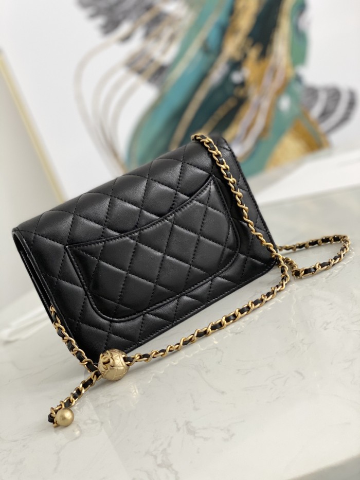 Handbag Chanel 81133 size 19 cm