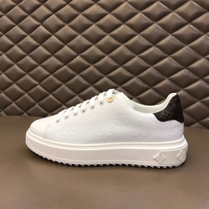 Louis Vuitton Low Top sneaker 54