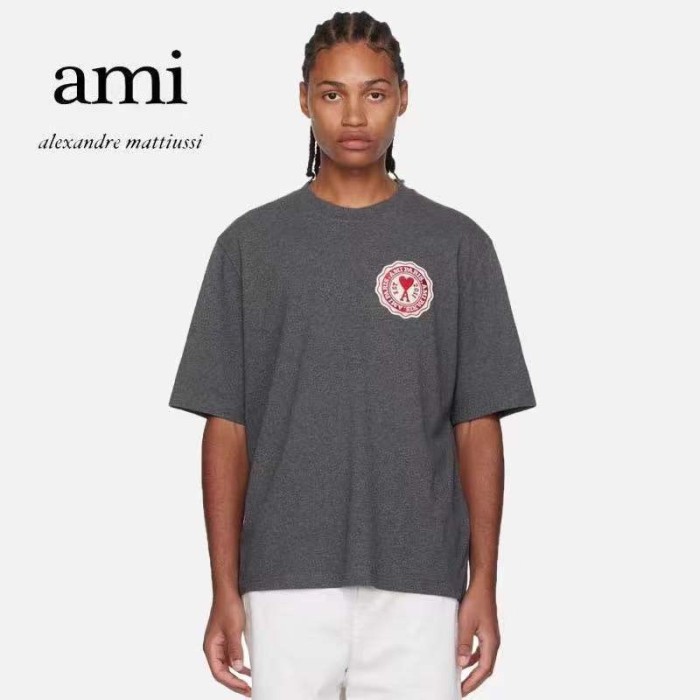 Clothes AMI 2
